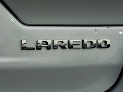 2023 Jeep Grand Cherokee Laredo 4x4 4WD