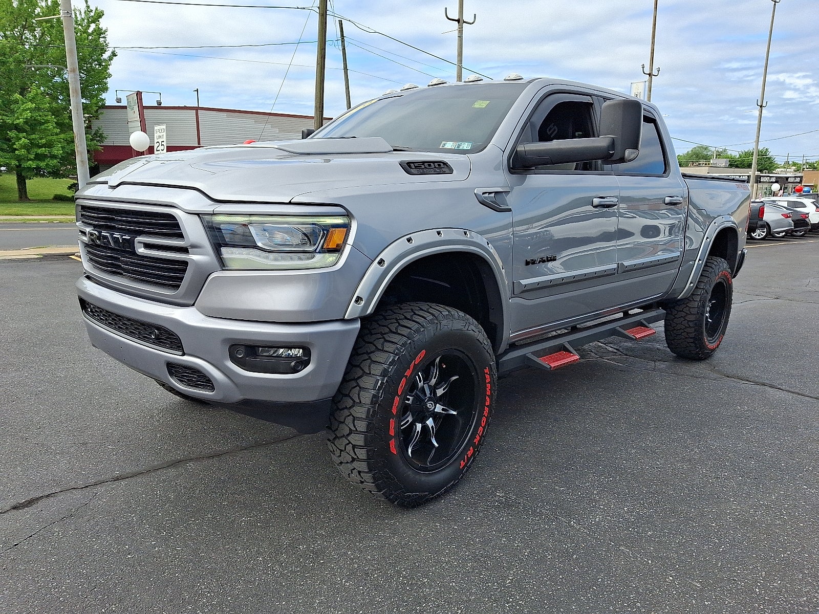 2020 RAM 1500 Big Horn Crew Cab 4x4 5'7" Box 4WD