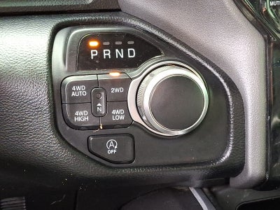 2020 RAM 1500 Big Horn Crew Cab 4x4 5'7" Box 4WD