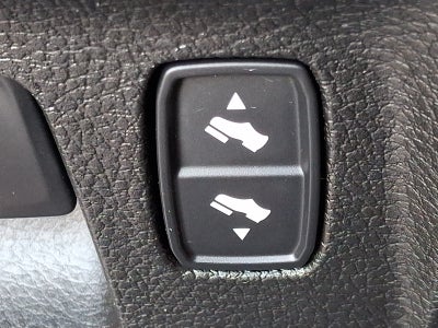 2020 RAM 1500 Big Horn Crew Cab 4x4 5'7" Box 4WD