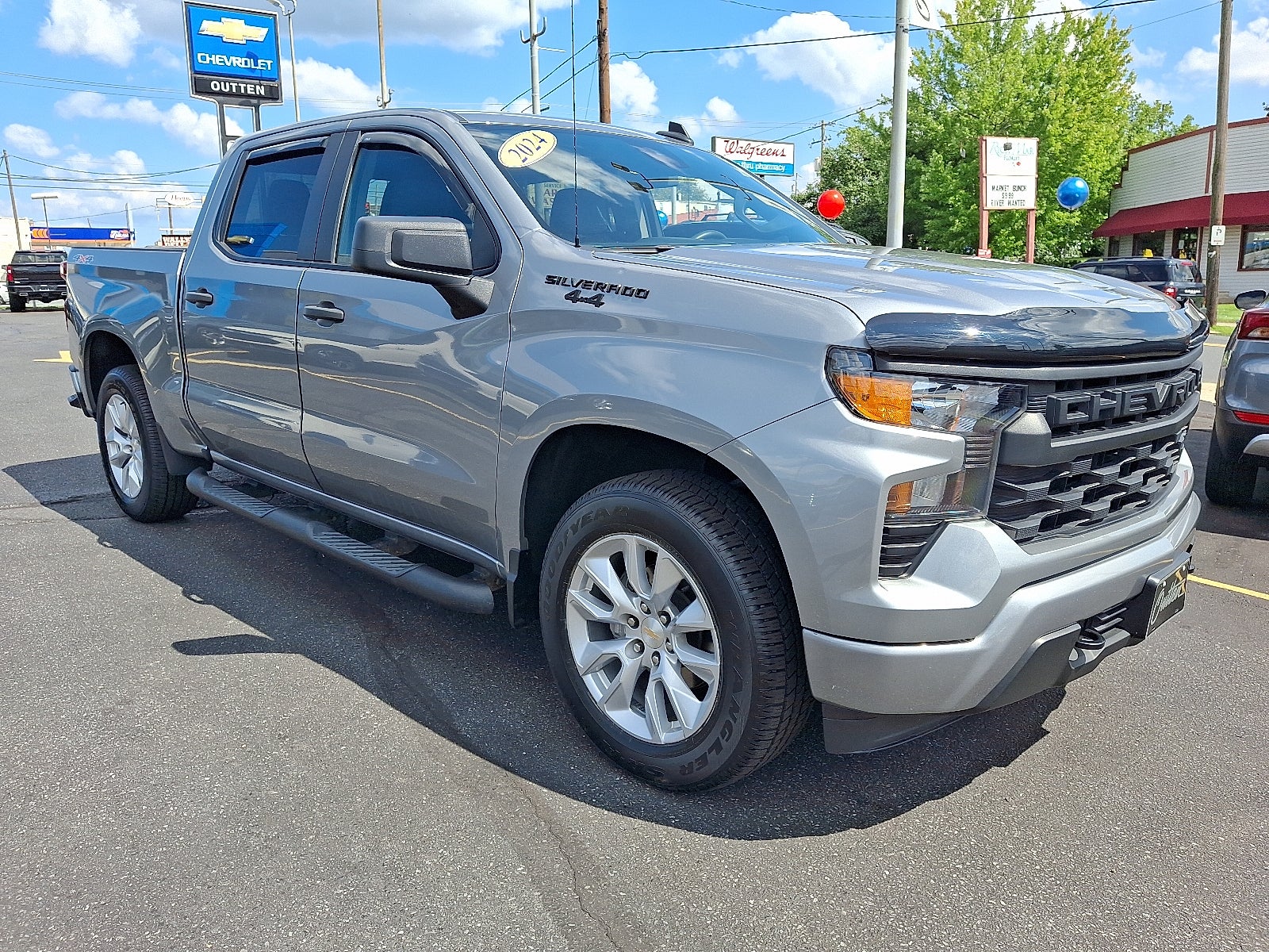 2024 Chevrolet Silverado 1500 Custom 4WD