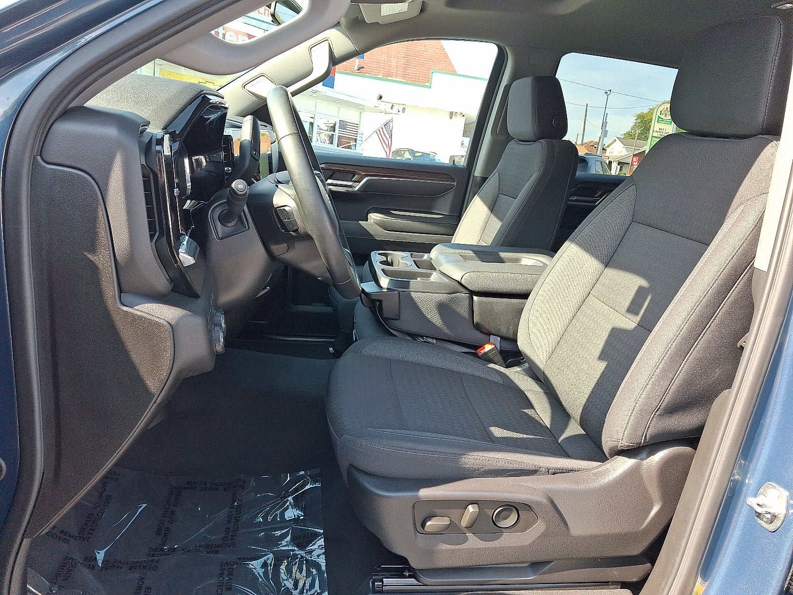 2024 Chevrolet Silverado 1500 LT (2FL) 4WD