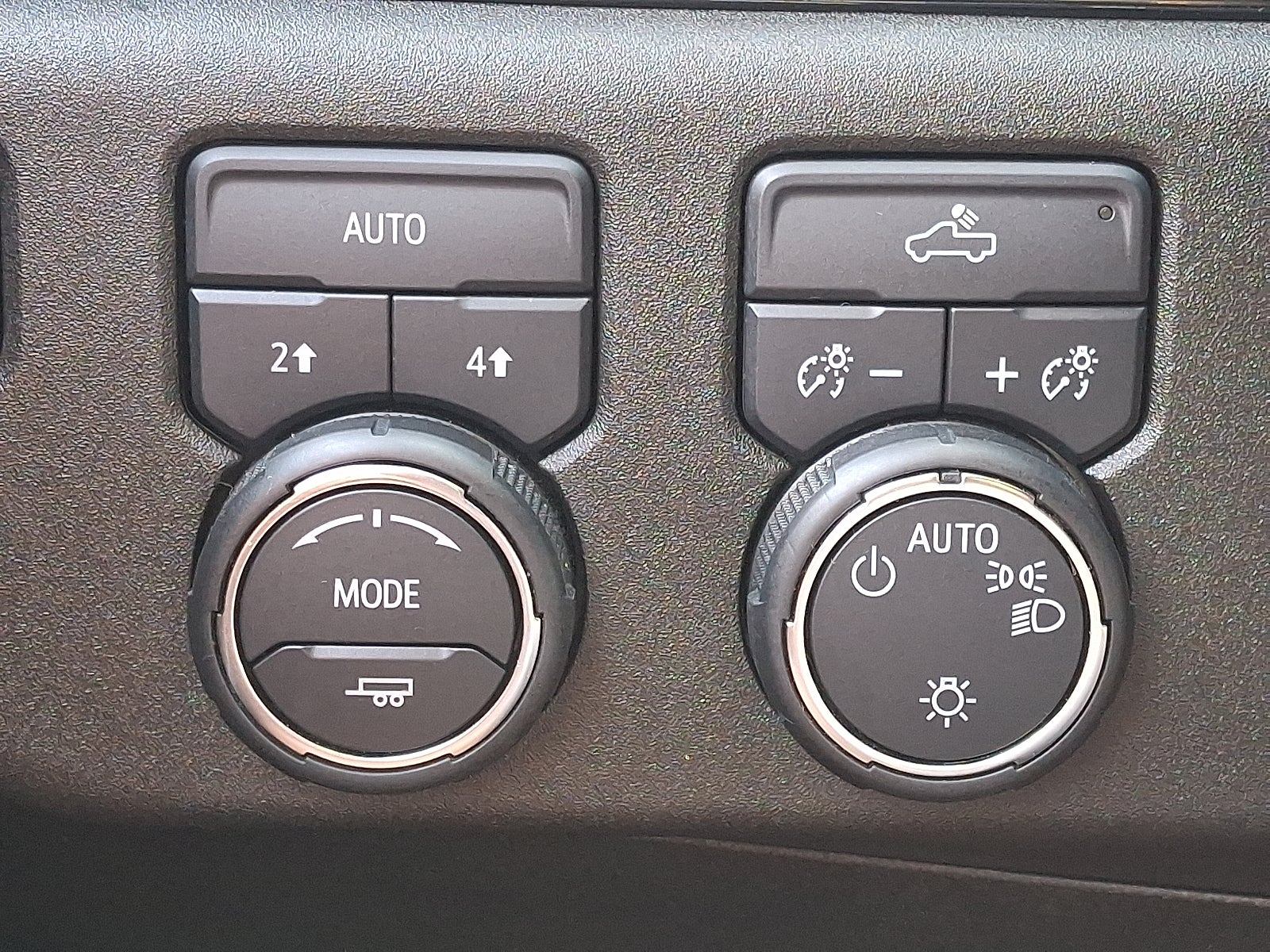 2024 Chevrolet Silverado 1500 LT (2FL) 4WD