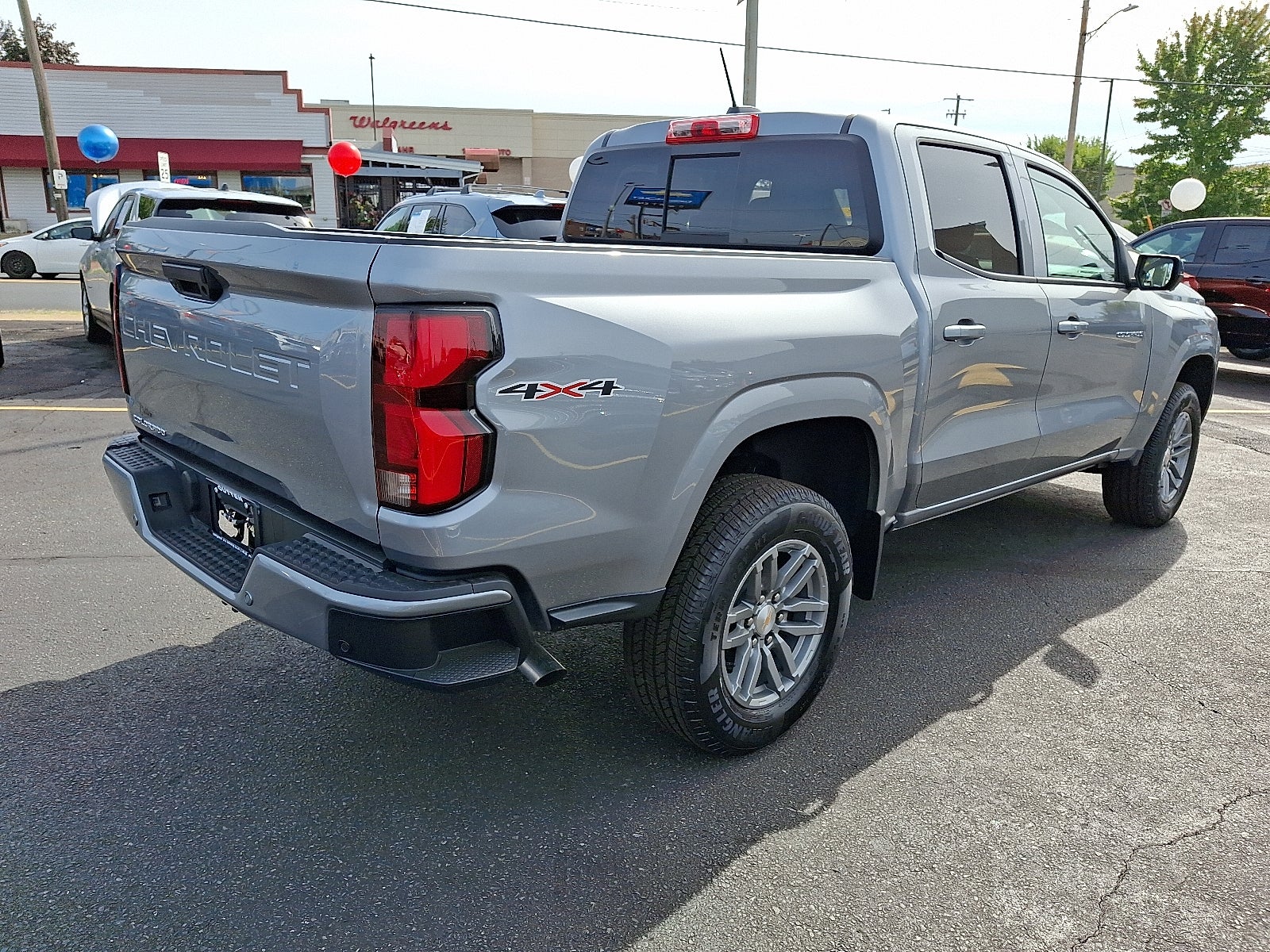 2025 Chevrolet Colorado WT/LT