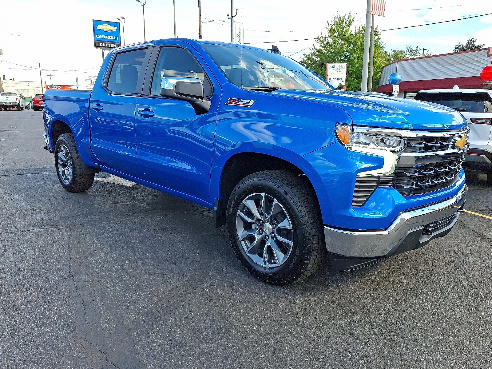 2026 Chevrolet Silverado 1500 LT