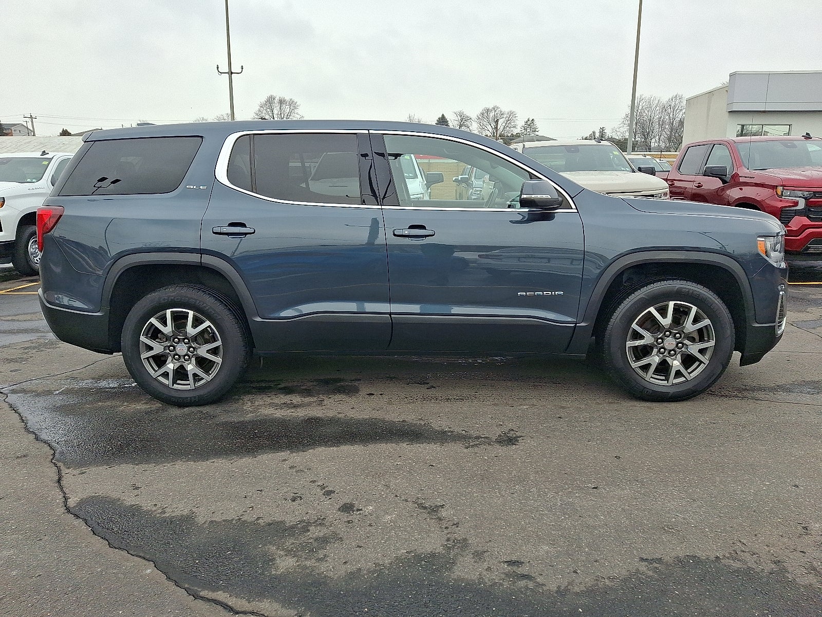 2020 GMC Acadia SLE FWD