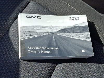 2023 GMC Acadia SLE AWD