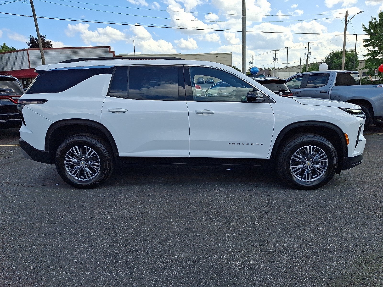 2026 Chevrolet Traverse LT AWD