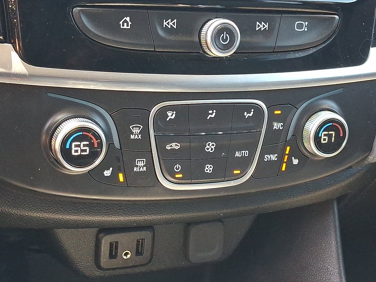 2019 Chevrolet Traverse LT Cloth AWD