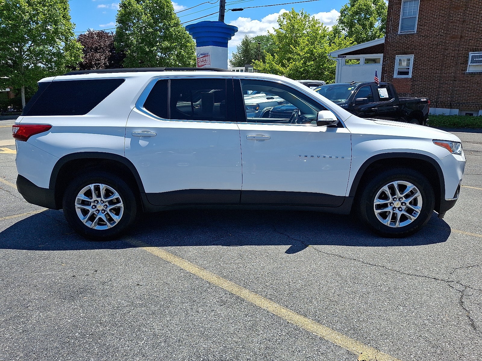 2019 Chevrolet Traverse LT Cloth AWD