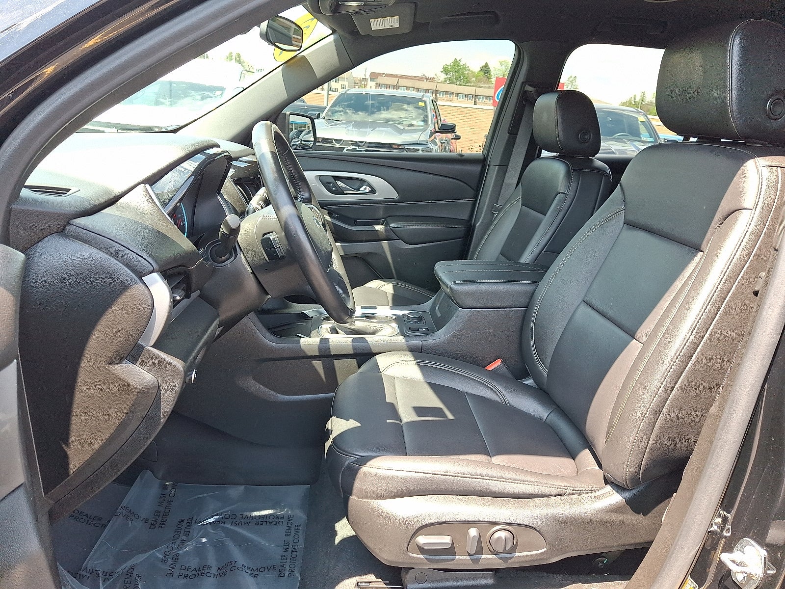 2022 Chevrolet Traverse LT Leather AWD