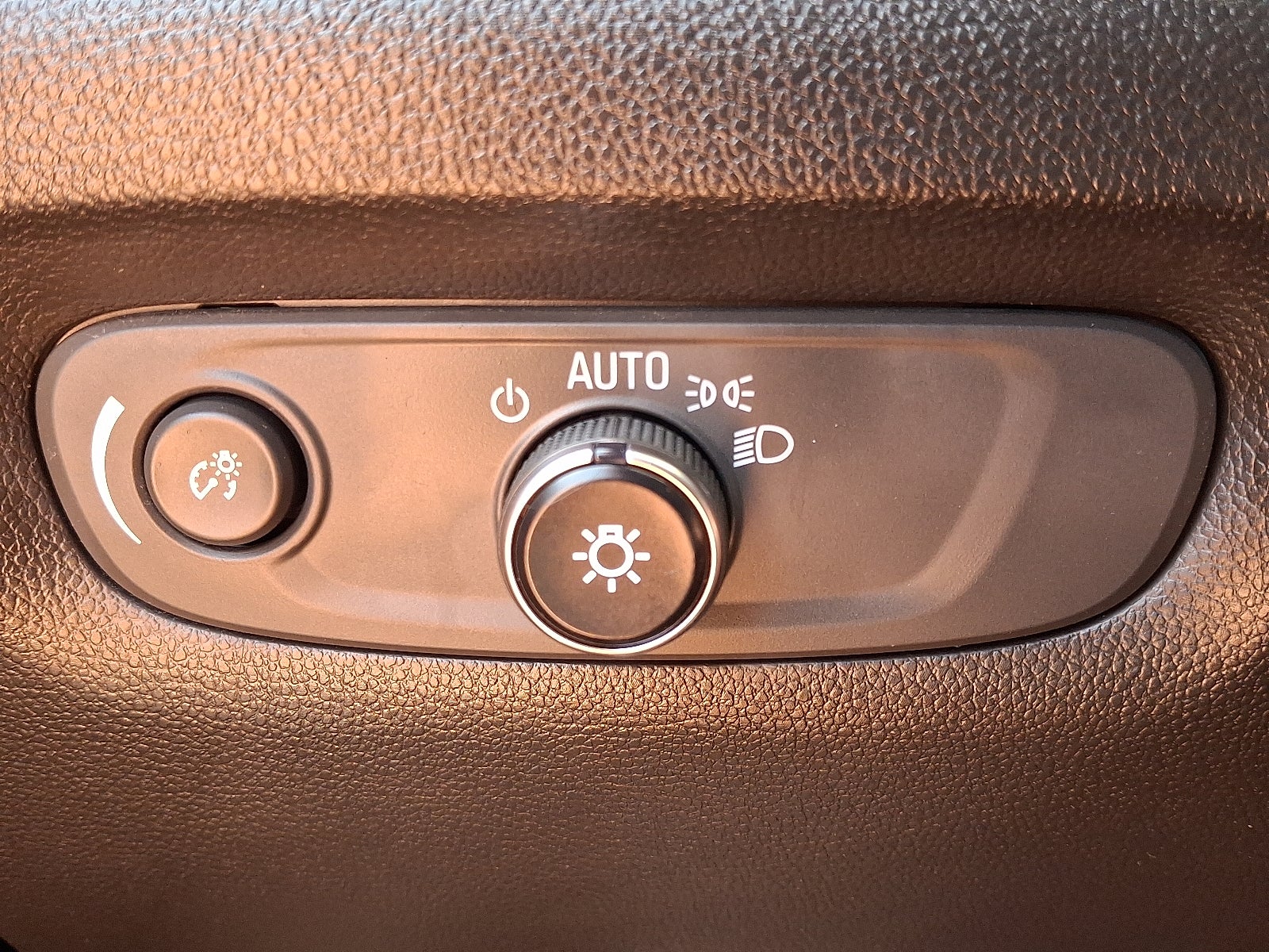 2022 Chevrolet Traverse LT Leather AWD