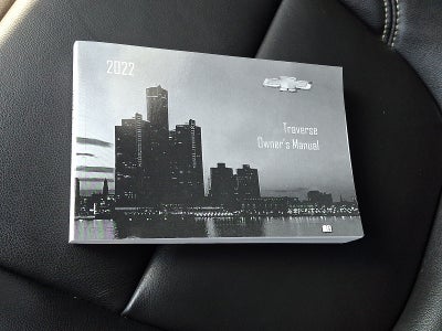 2022 Chevrolet Traverse LT Leather AWD