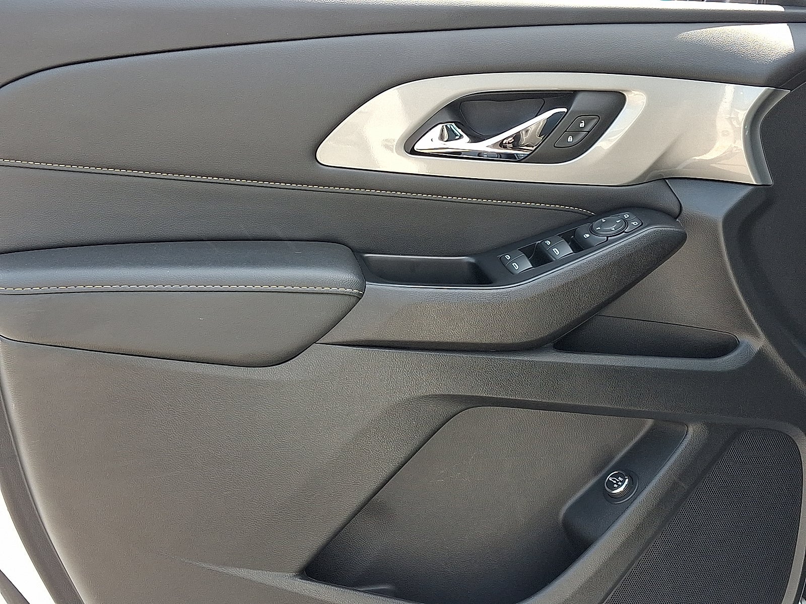 2023 Chevrolet Traverse LT Leather AWD