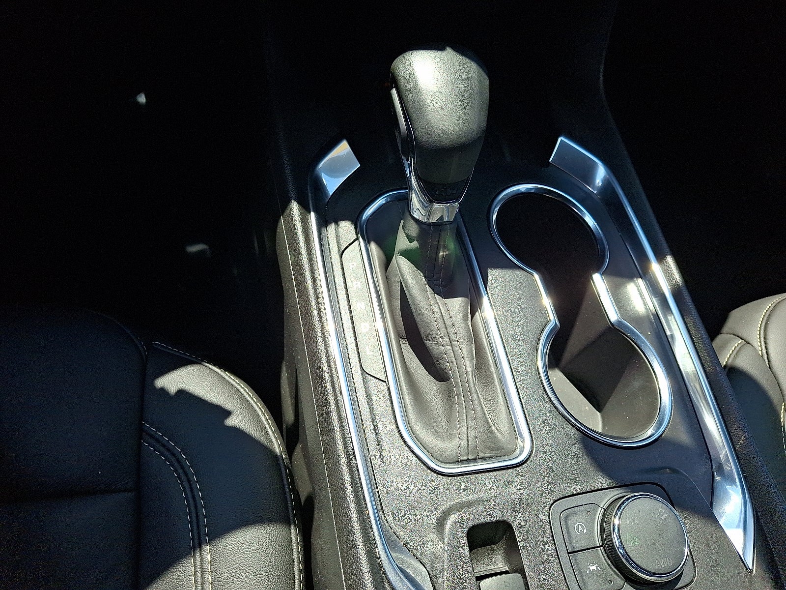2023 Chevrolet Traverse LT Leather AWD