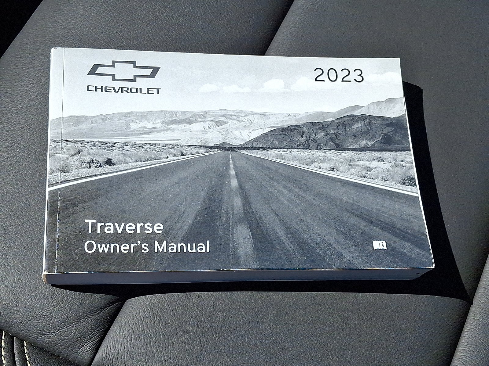 2023 Chevrolet Traverse LT Leather AWD