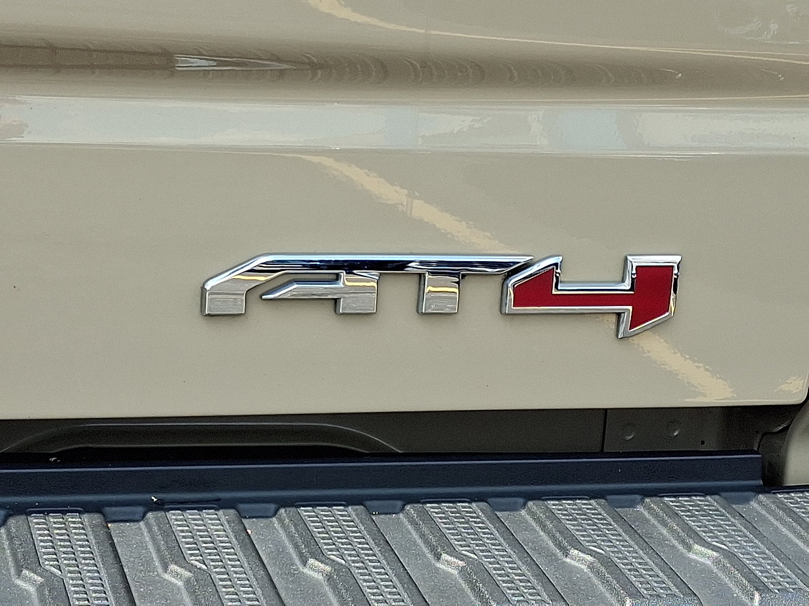 2023 GMC Sierra 1500 AT4 4WD