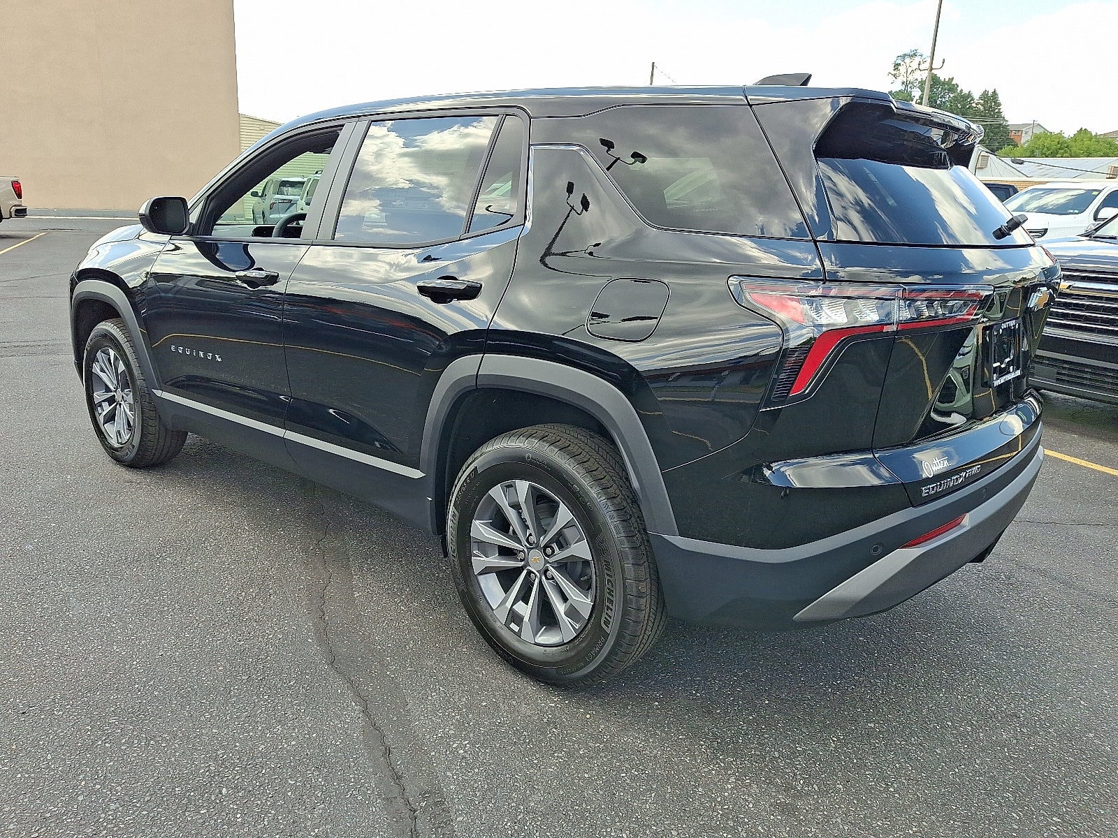 2027 Chevrolet Equinox LT AWD