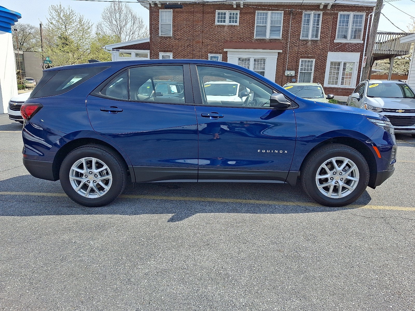 2023 Chevrolet Equinox LS AWD