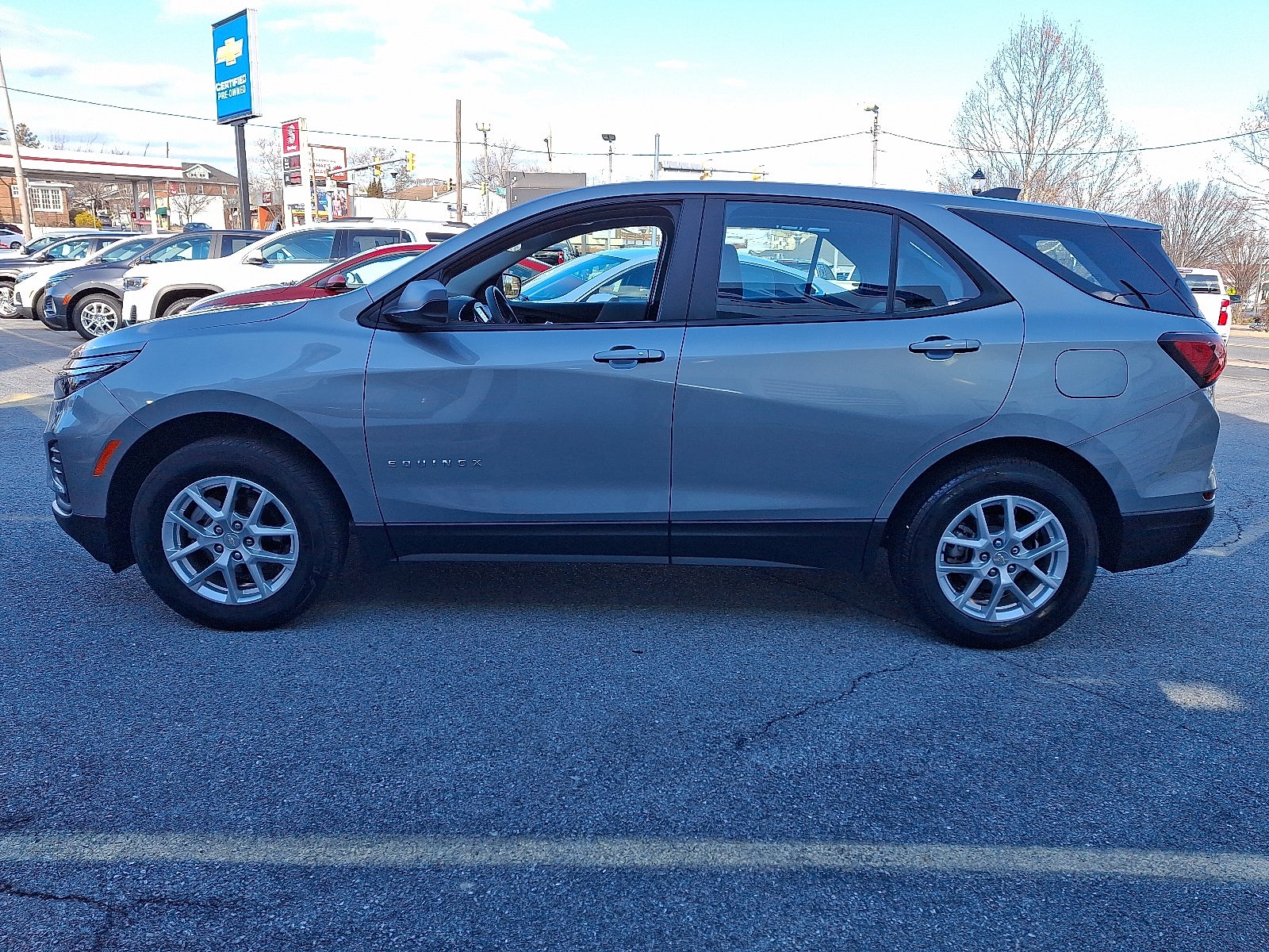 2023 Chevrolet Equinox LS