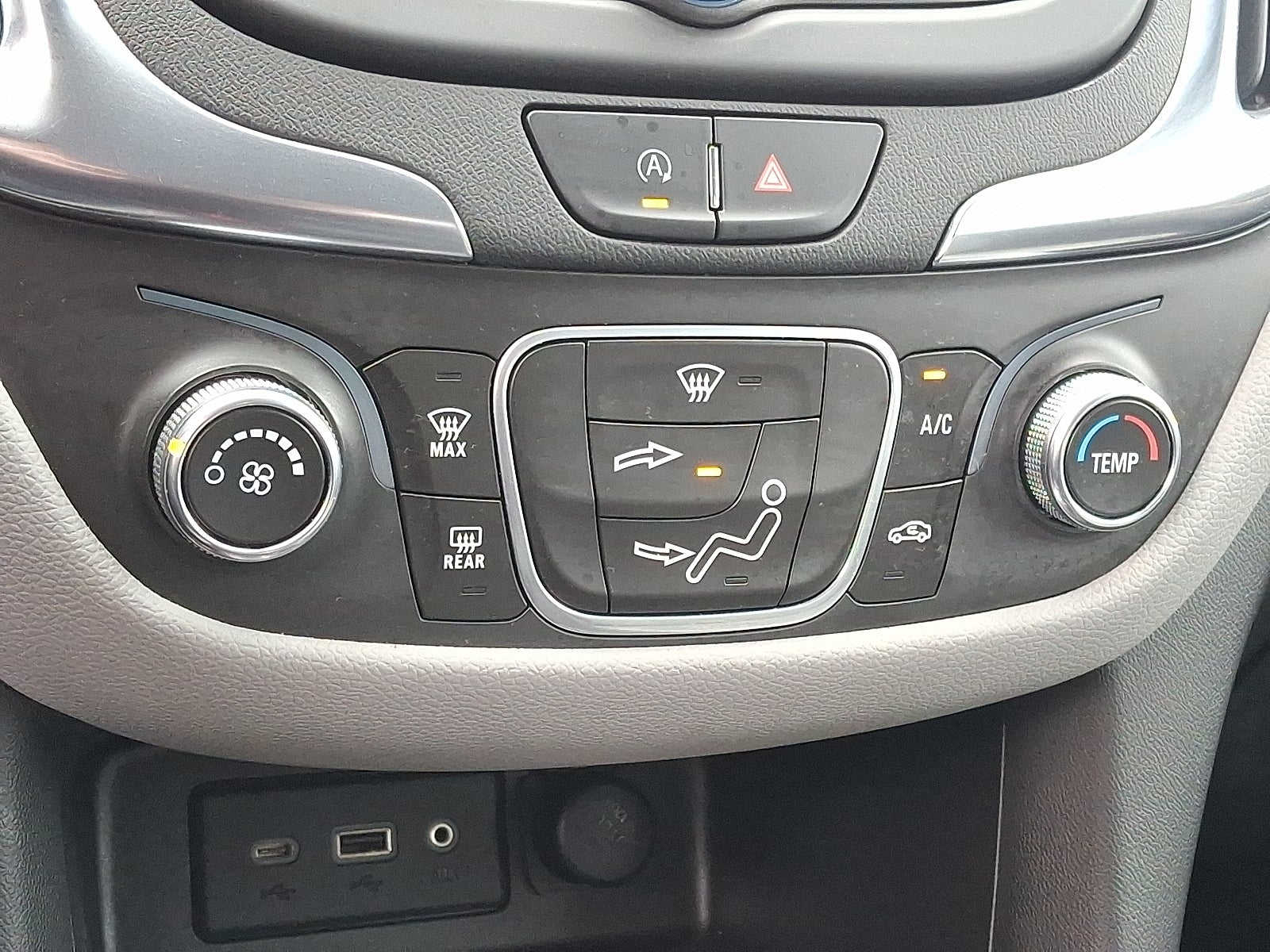 2022 Chevrolet Equinox LS AWD