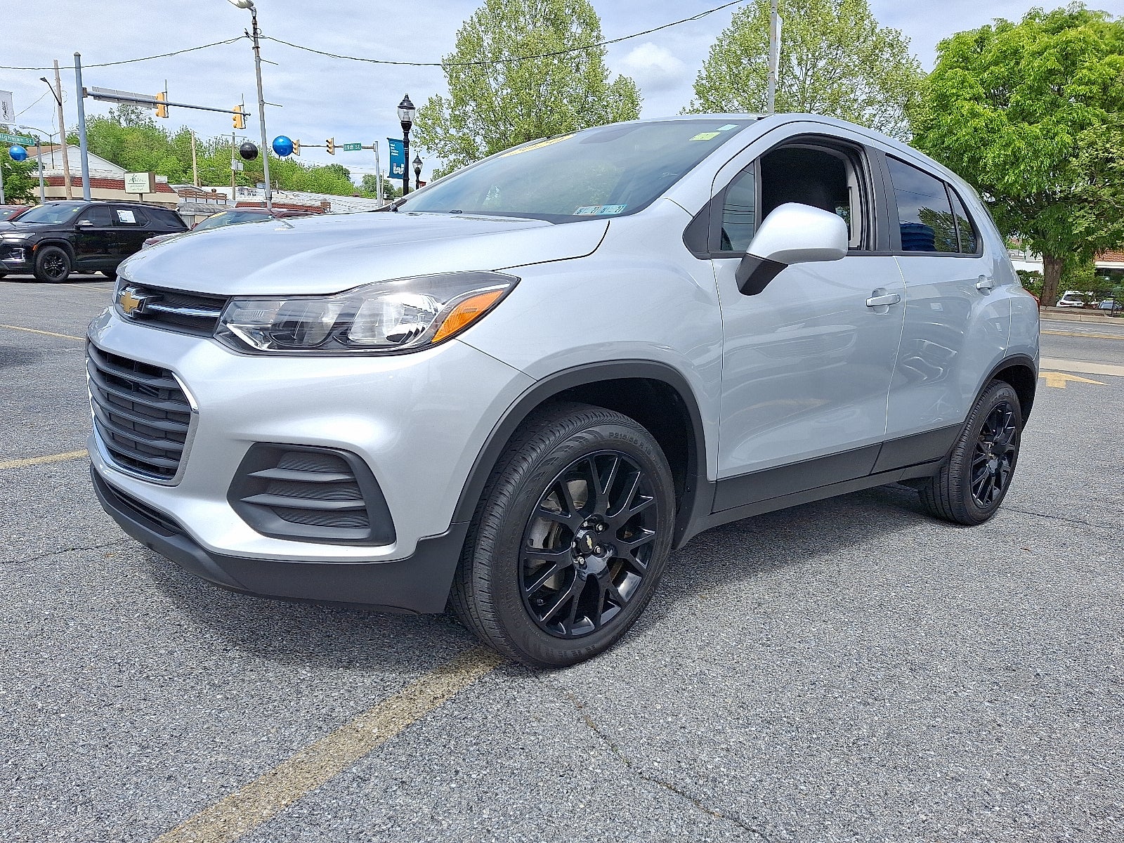 2020 Chevrolet Trax LS AWD's photo