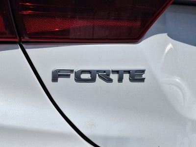 2024 Kia Forte LXS FWD
