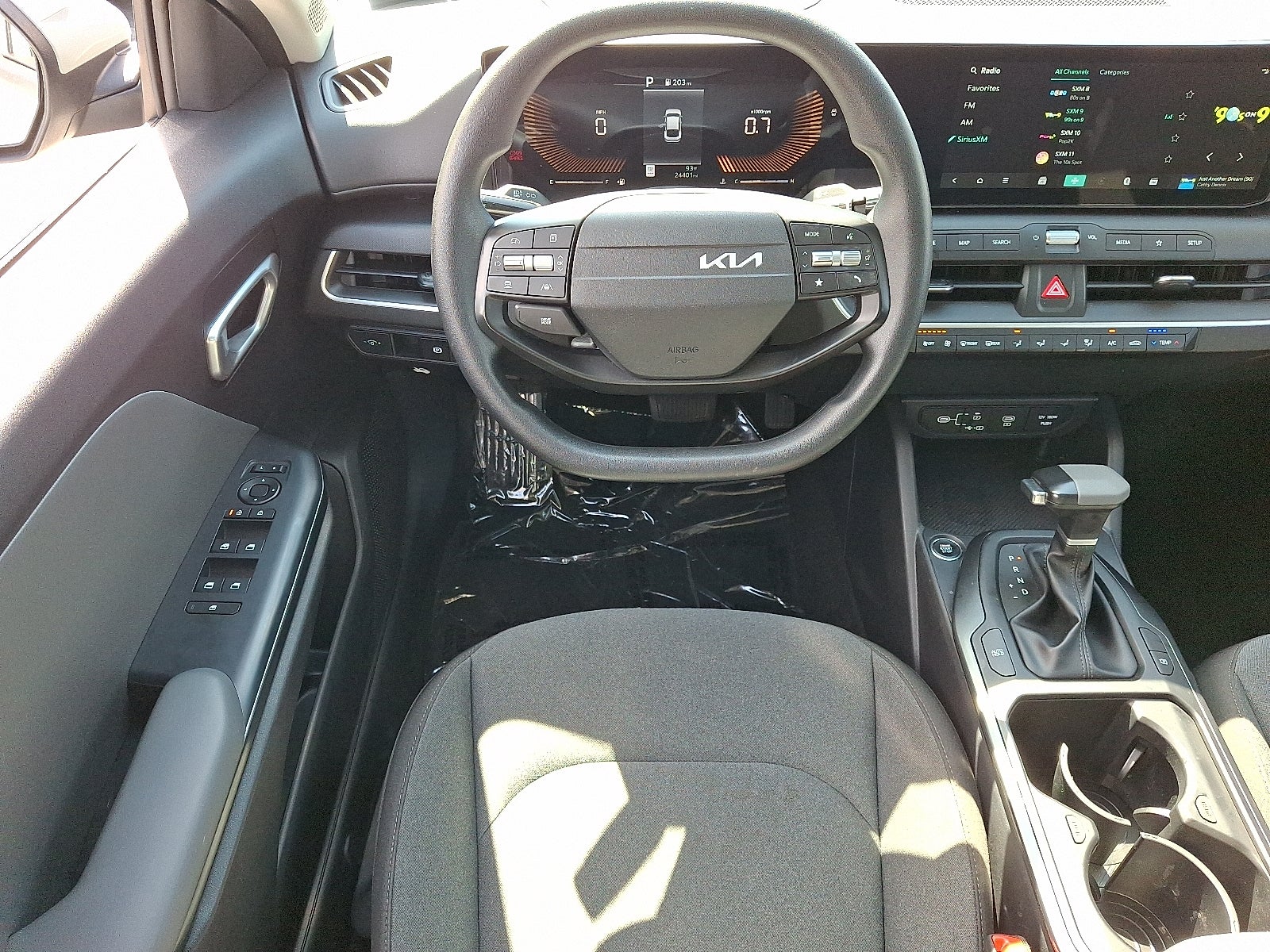 2025 Kia K4 LXS FWD