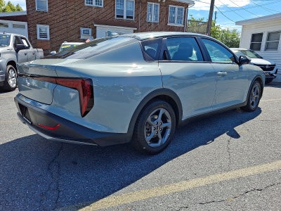 2025 Kia K4 LXS FWD