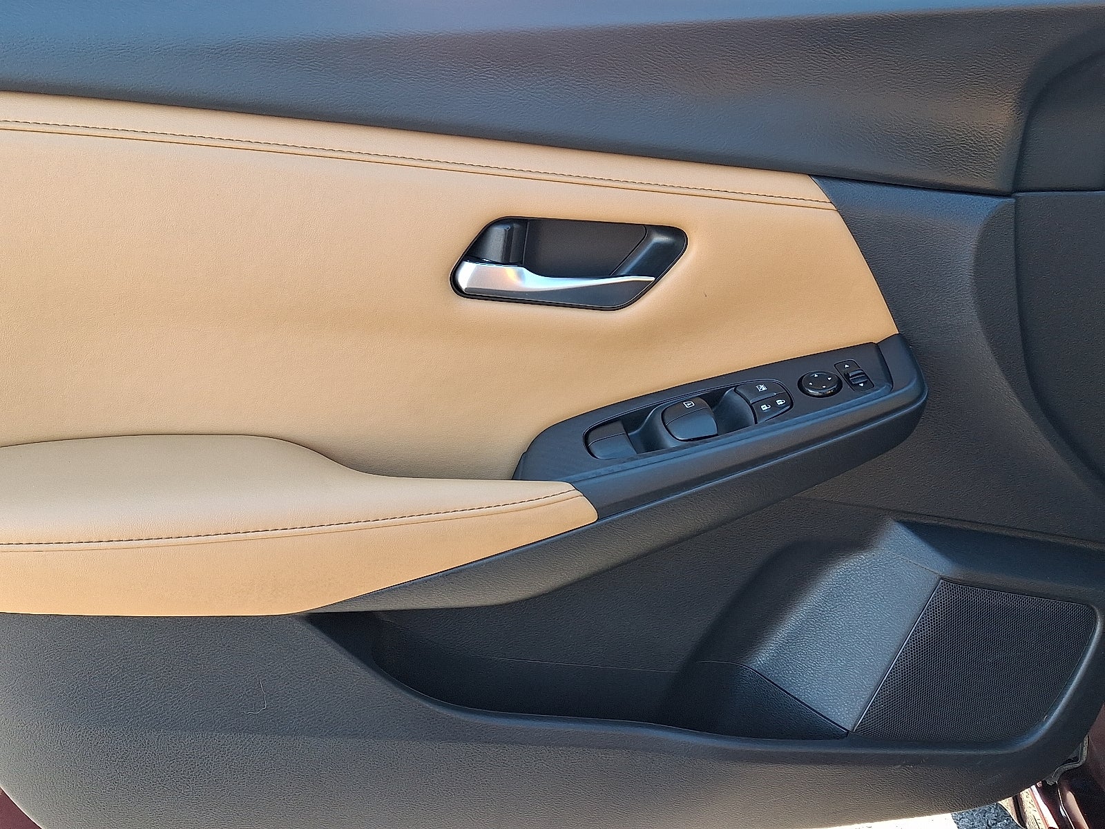 2022 Nissan Sentra SV Xtronic CVT FWD