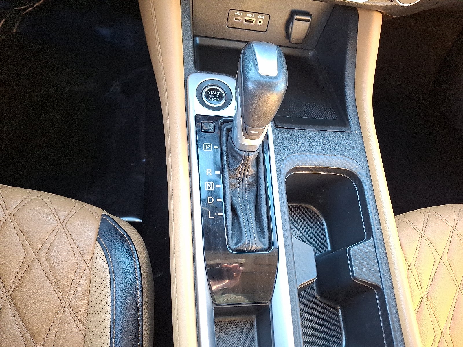 2022 Nissan Sentra SV Xtronic CVT FWD