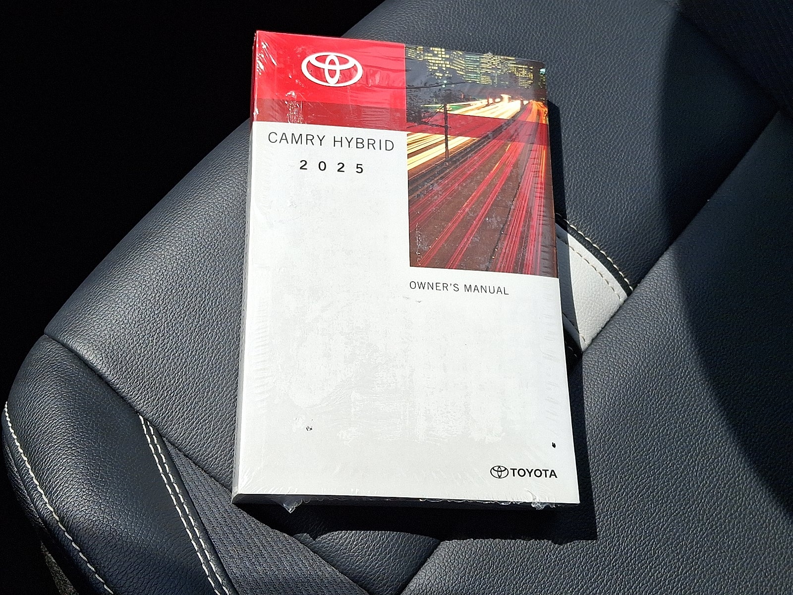 2025 Toyota Camry LE FWD