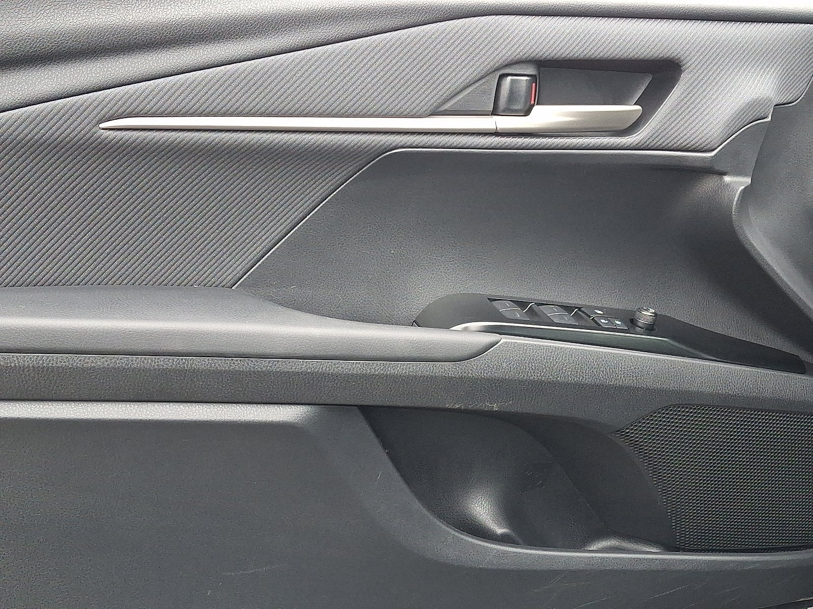 2025 Toyota Camry LE FWD