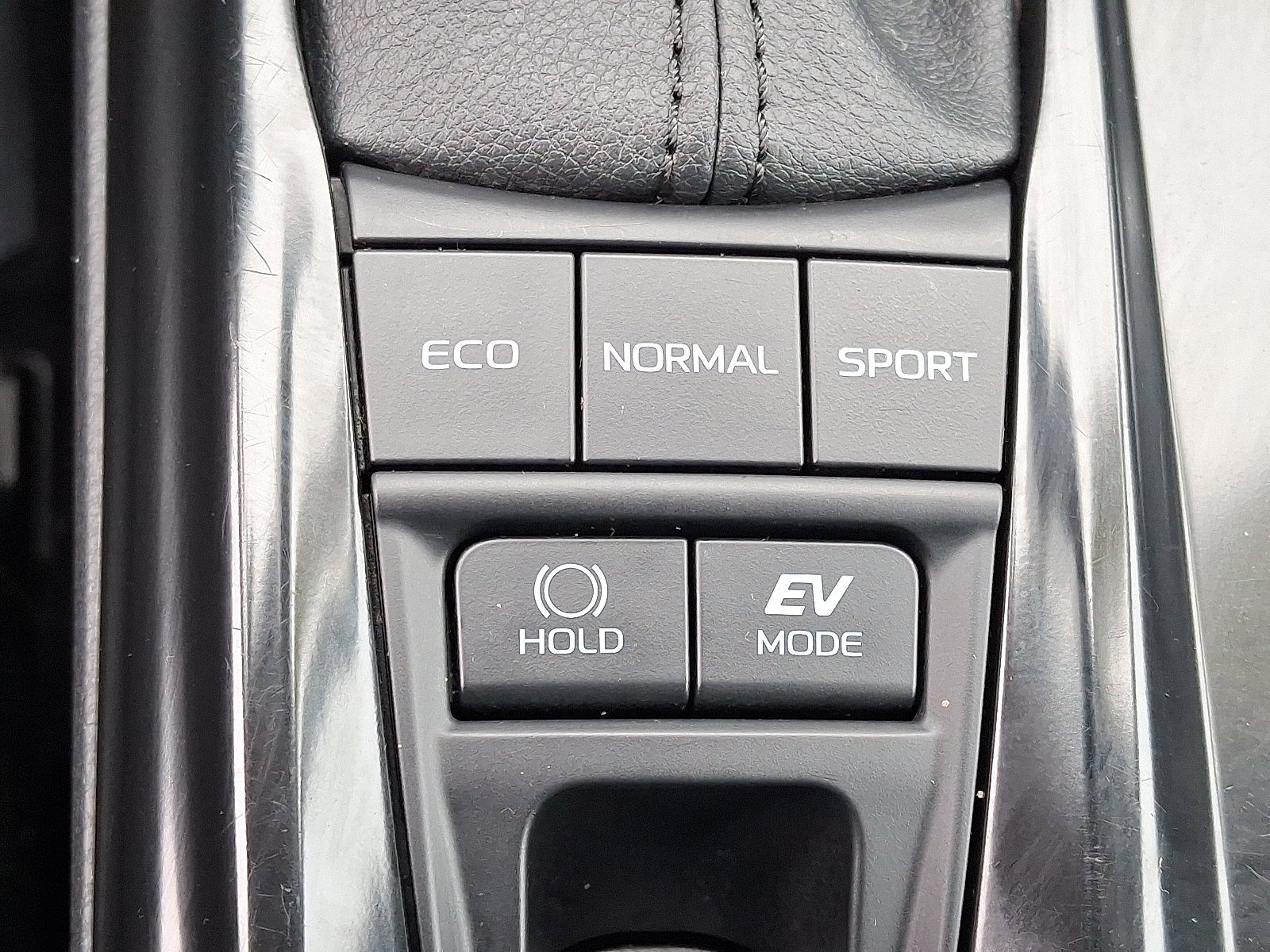 2025 Toyota Camry LE FWD