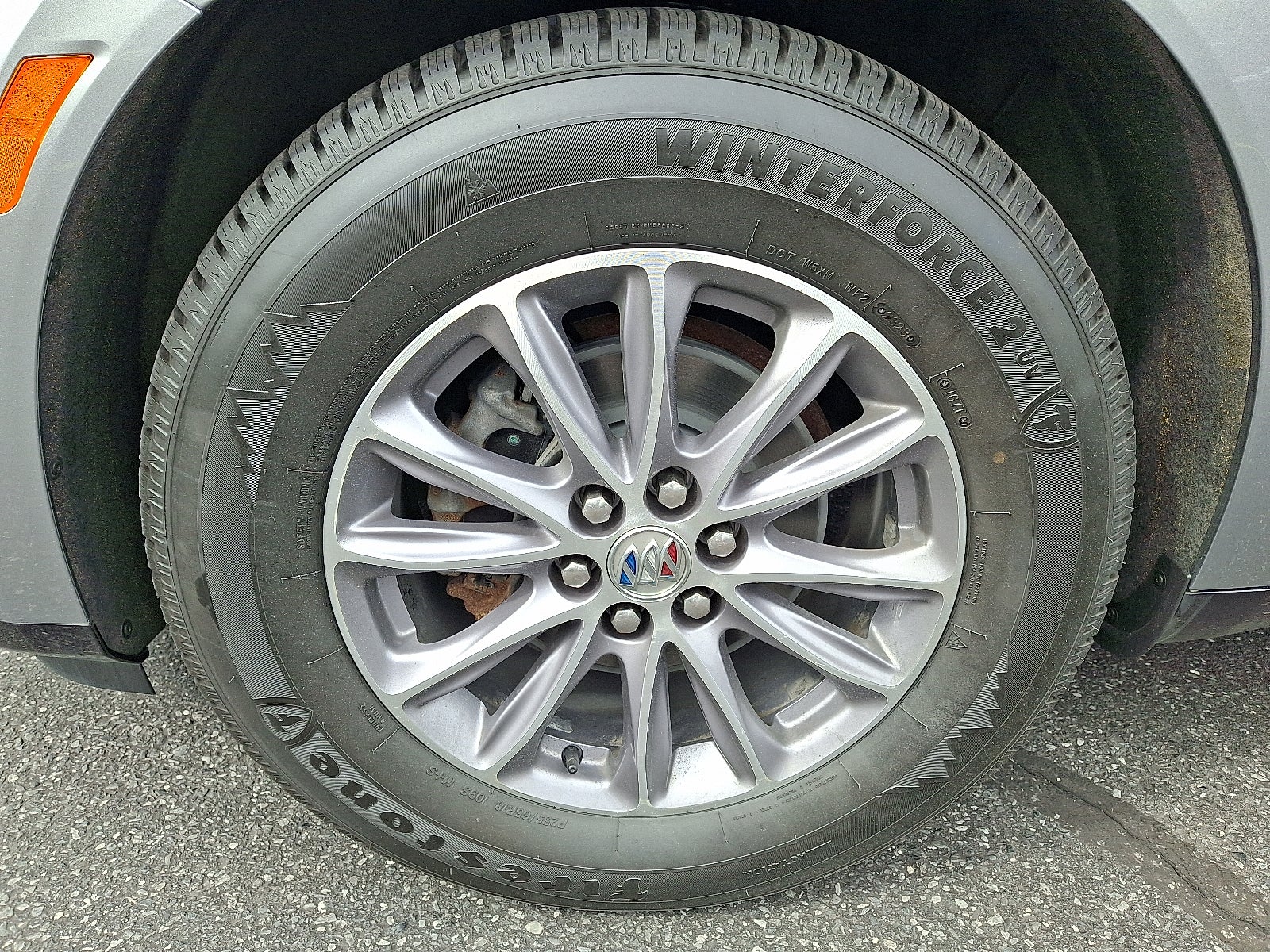 2023 Buick Enclave Essence AWD