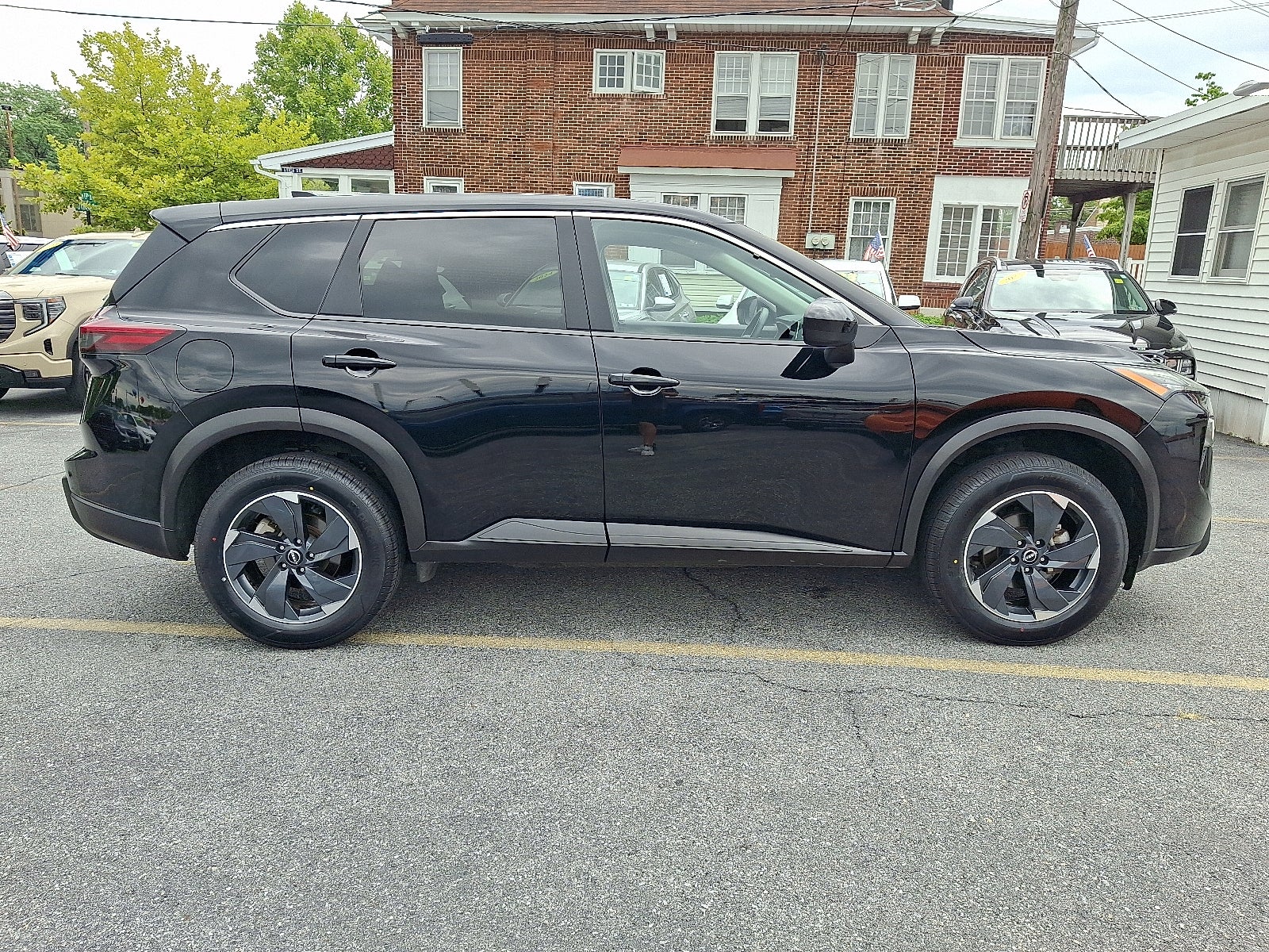 2025 Nissan Rogue SV AWD