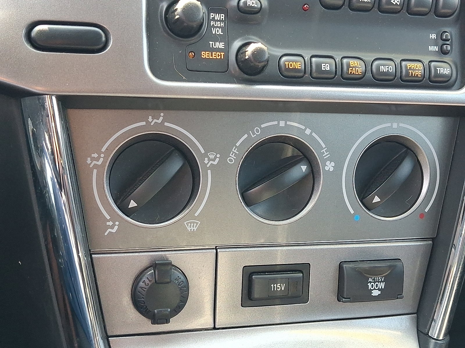 2005 Pontiac Vibe AWD