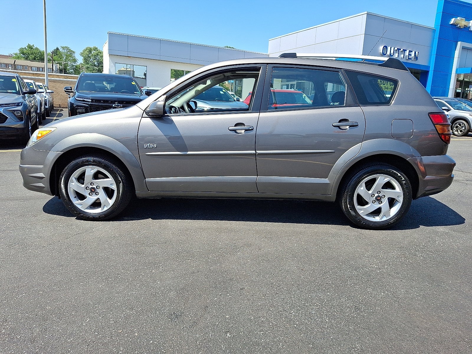 2005 Pontiac Vibe AWD