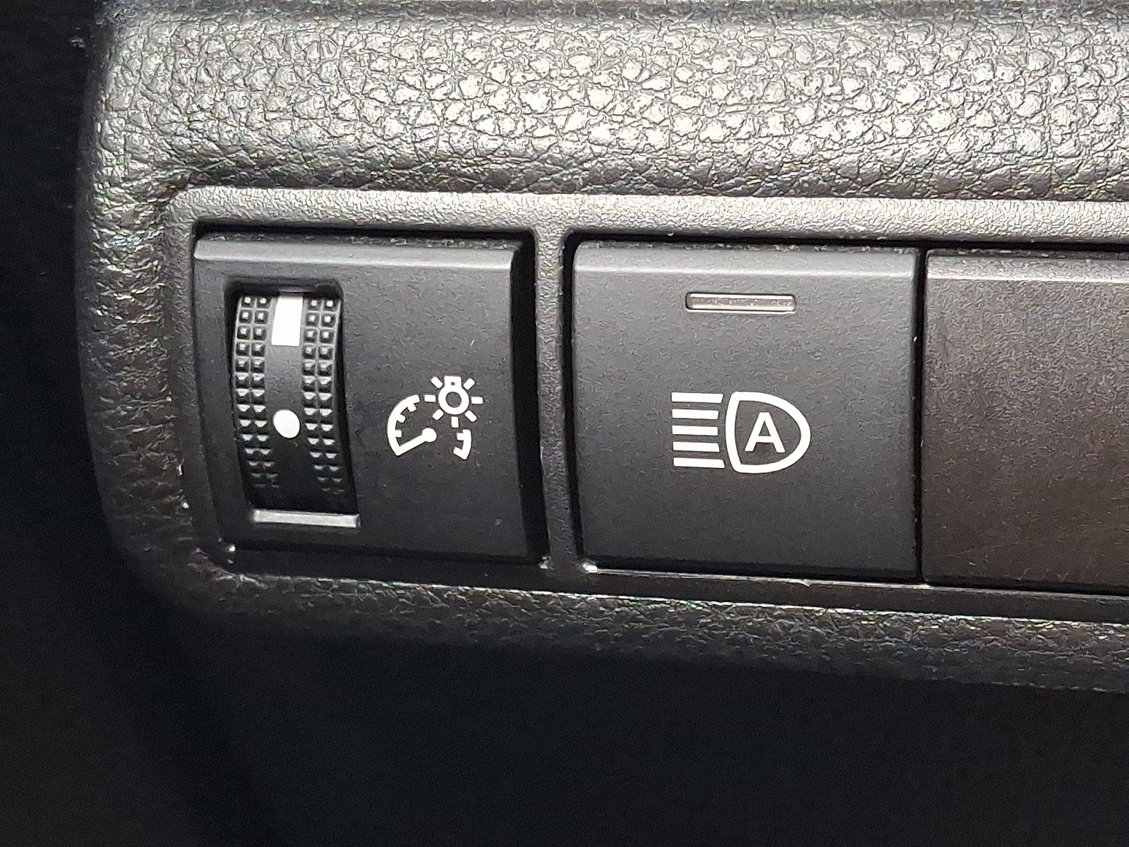 2025 Toyota Corolla LE FWD