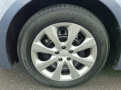 2025 Toyota Corolla LE FWD
