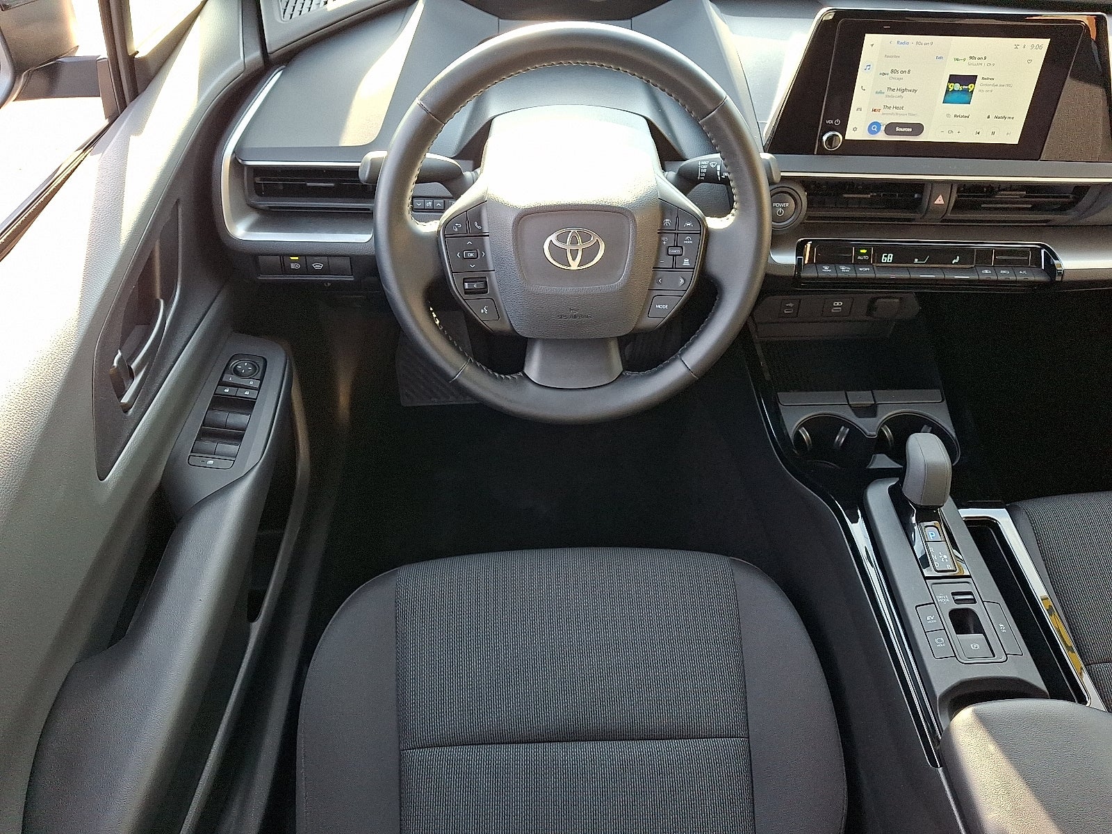2025 Toyota Prius LE FWD