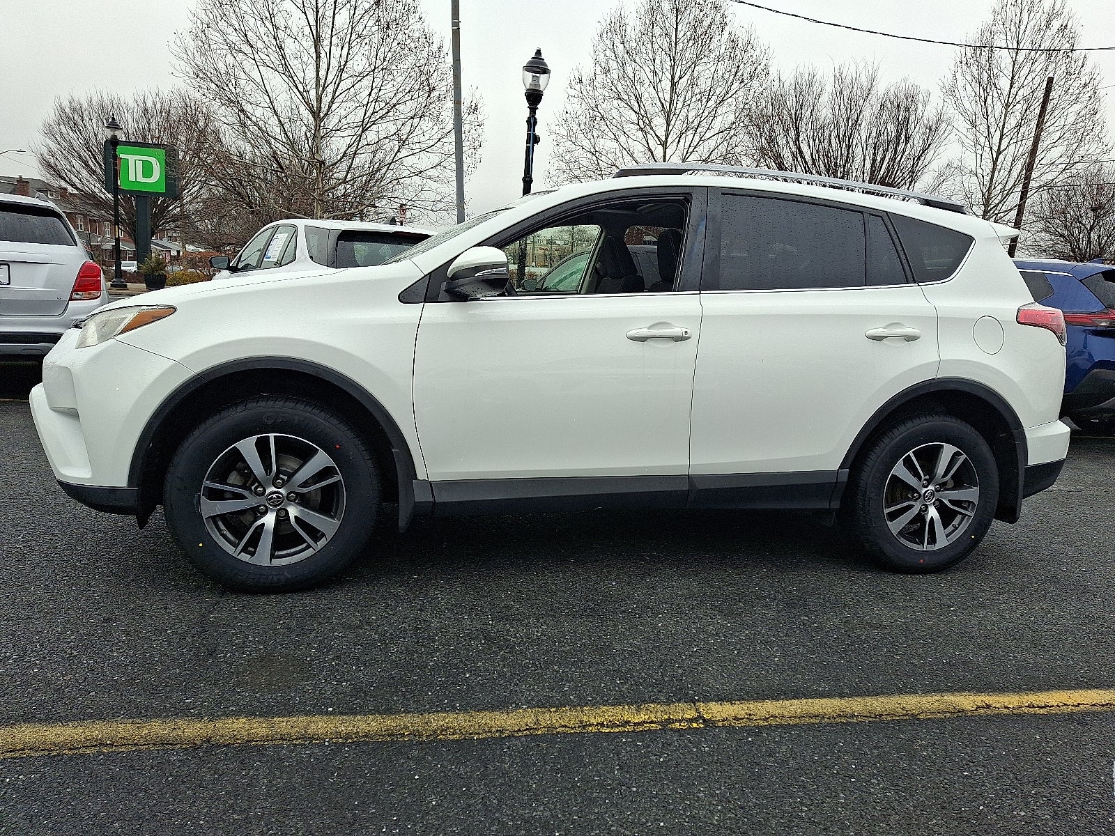 2018 Toyota RAV4 XLE AWD