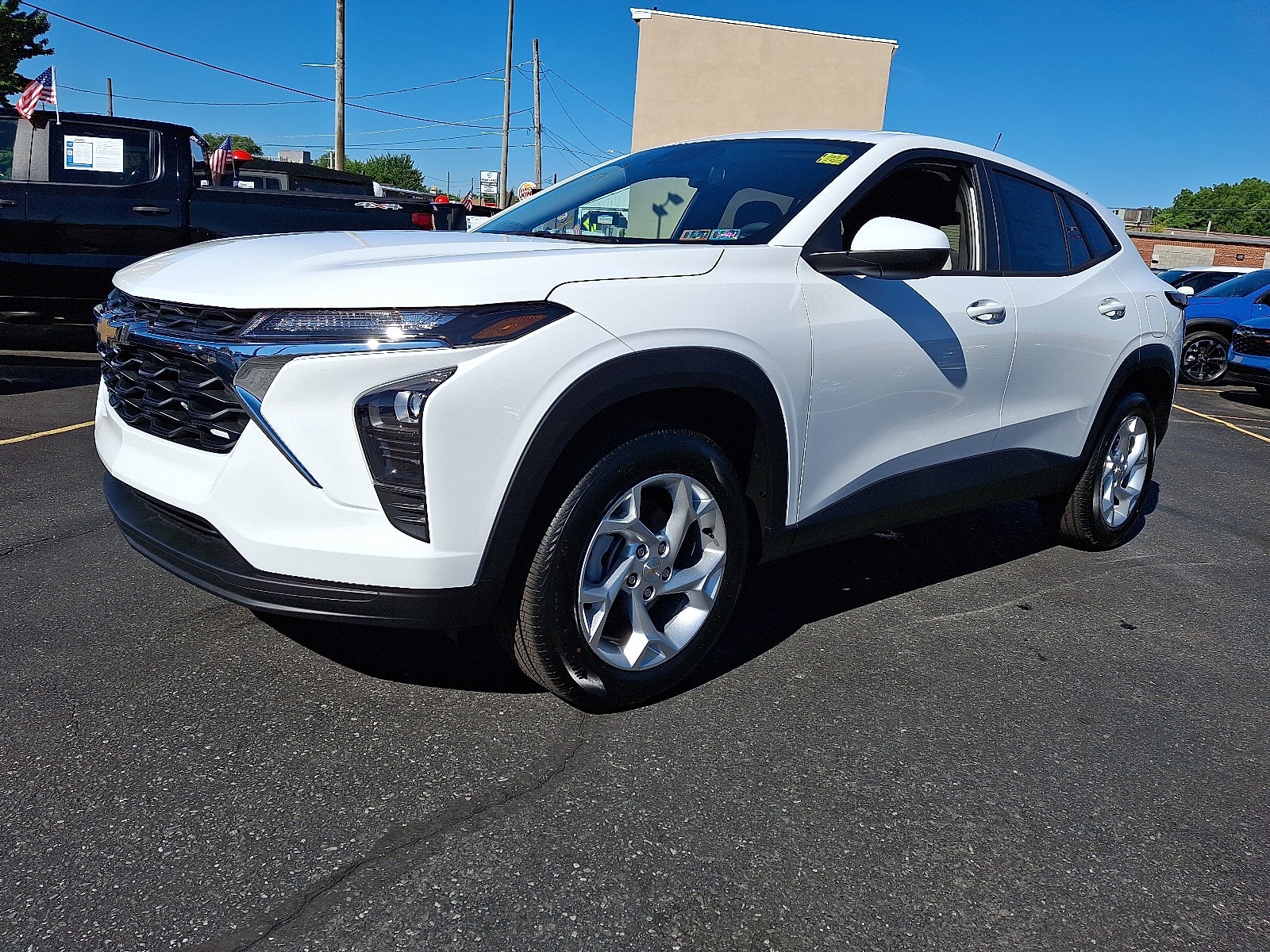 2026 Chevrolet Trax LS FWD