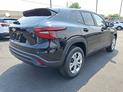 2026 Chevrolet Trax LS FWD
