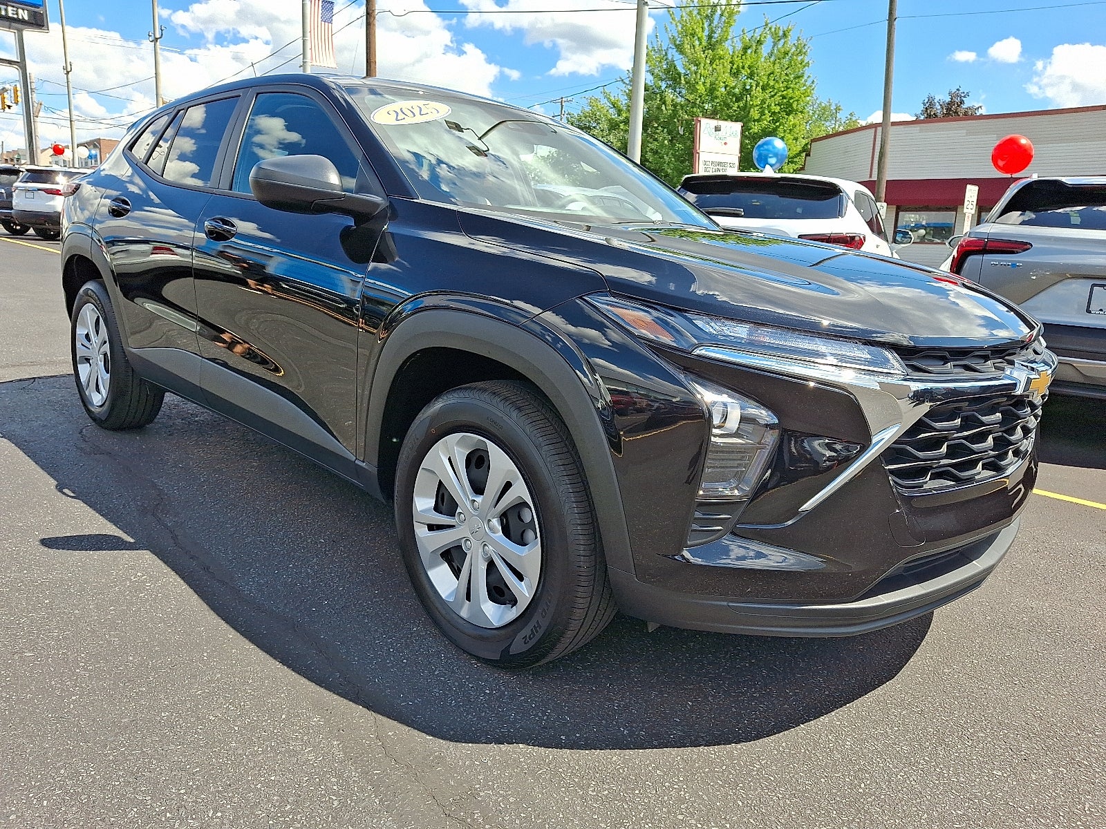 2025 Chevrolet Trax LS