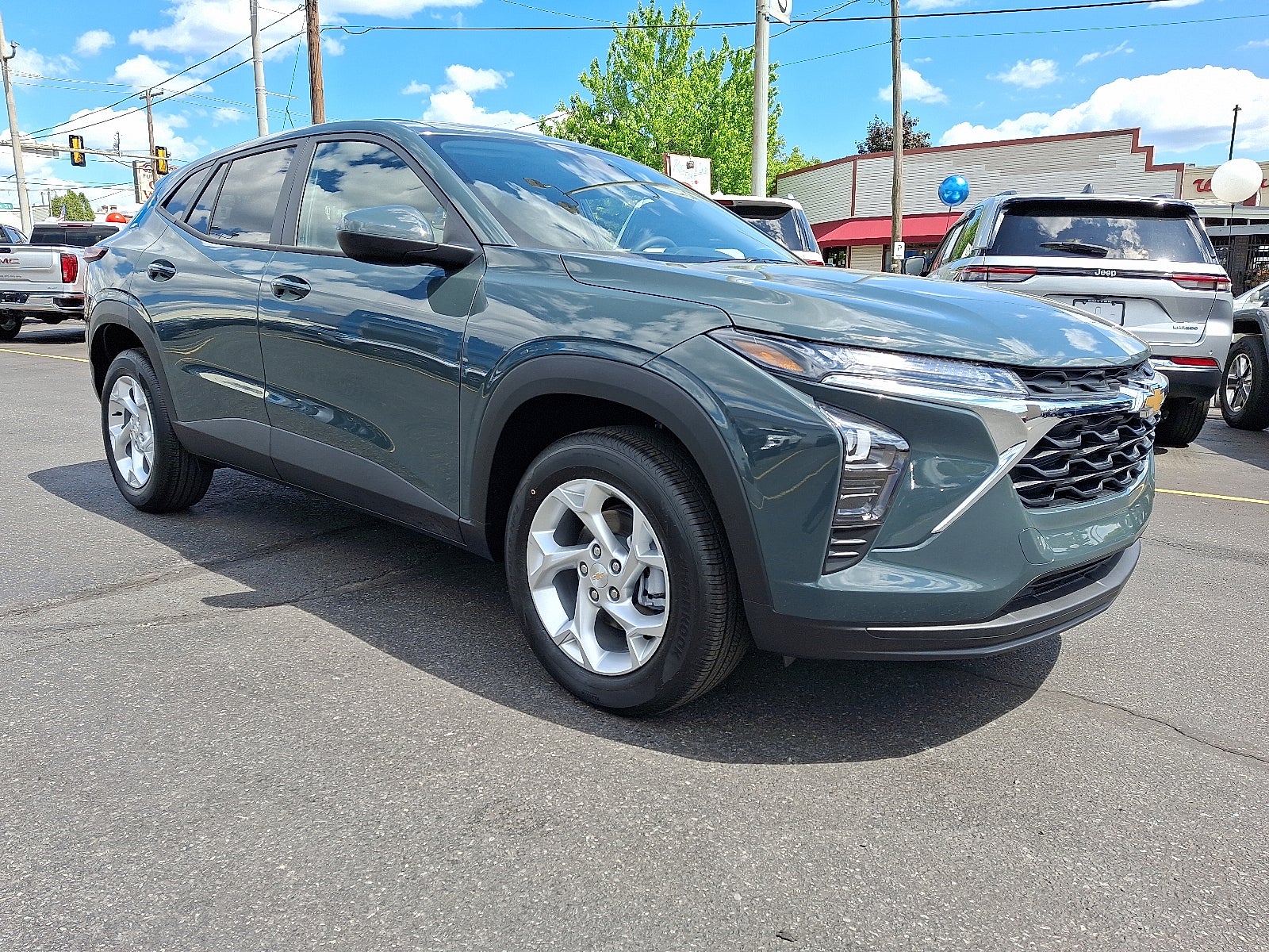 2026 Chevrolet Trax LS FWD