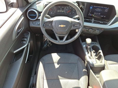 2025 Chevrolet Trax LS FWD