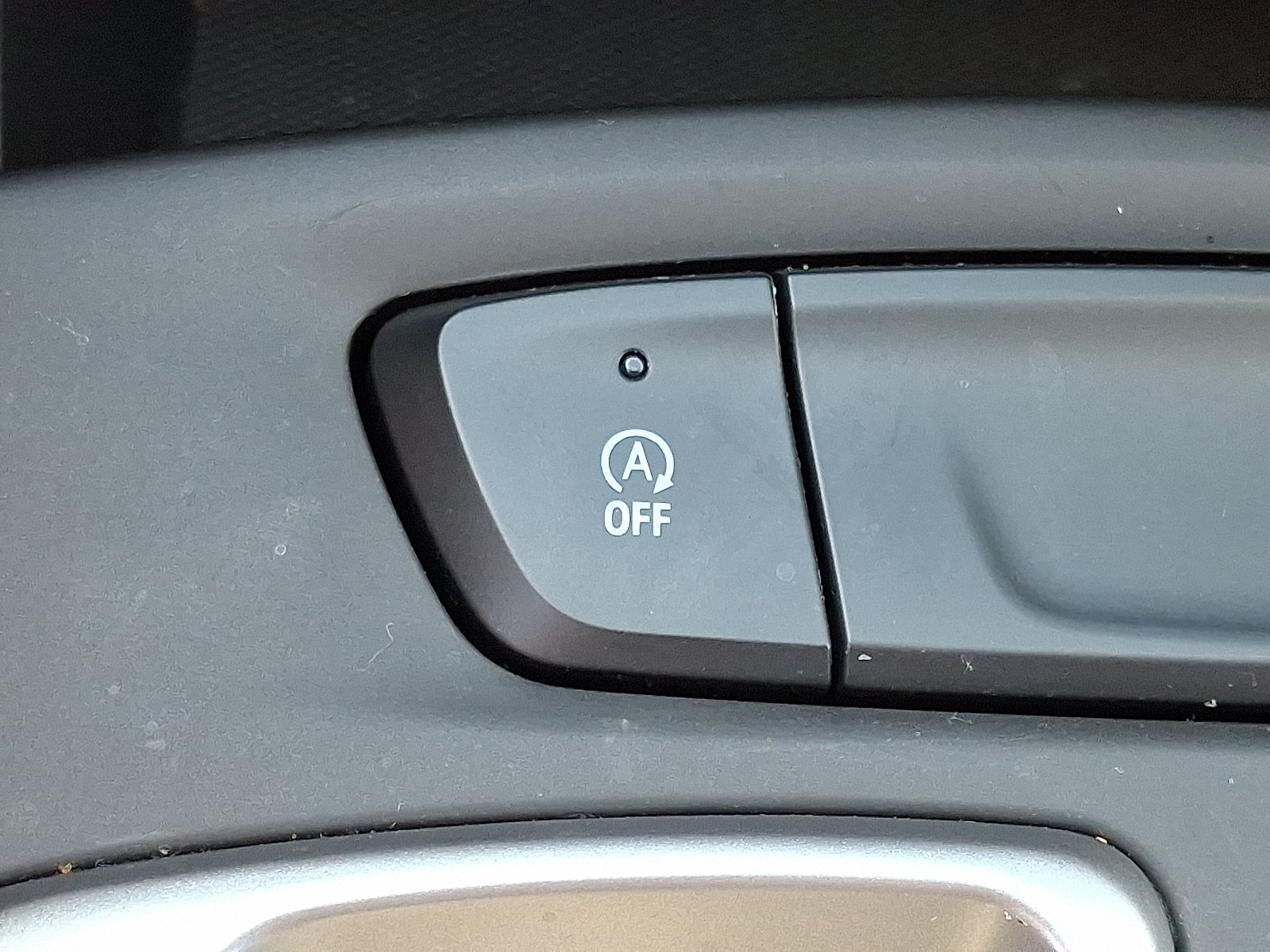 2025 Chevrolet Trax LS FWD