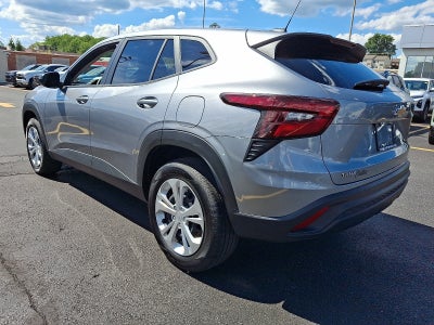 2025 Chevrolet Trax LS FWD