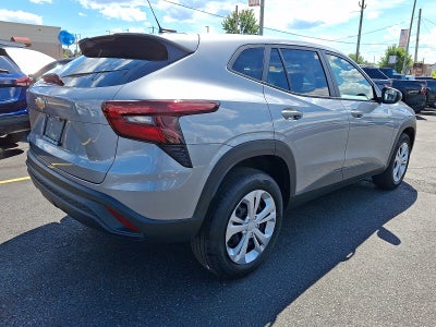 2025 Chevrolet Trax LS FWD